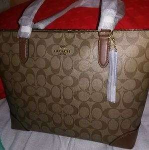 Authentic coach tote bag